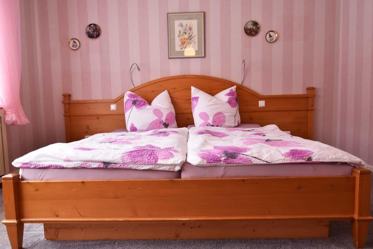 Gaestehaus Steinborn Hotell Heimbach Exteriör bild