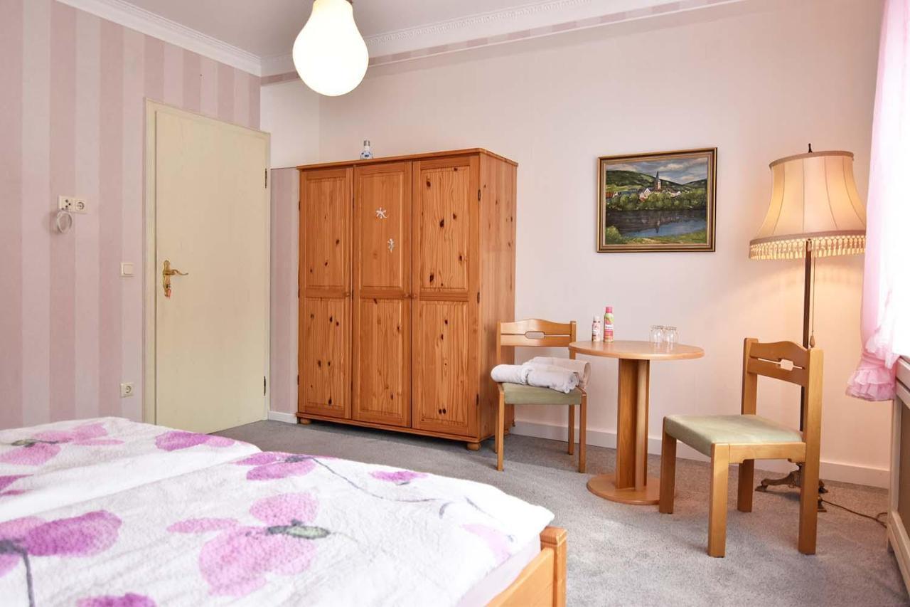 Gaestehaus Steinborn Hotell Heimbach Exteriör bild